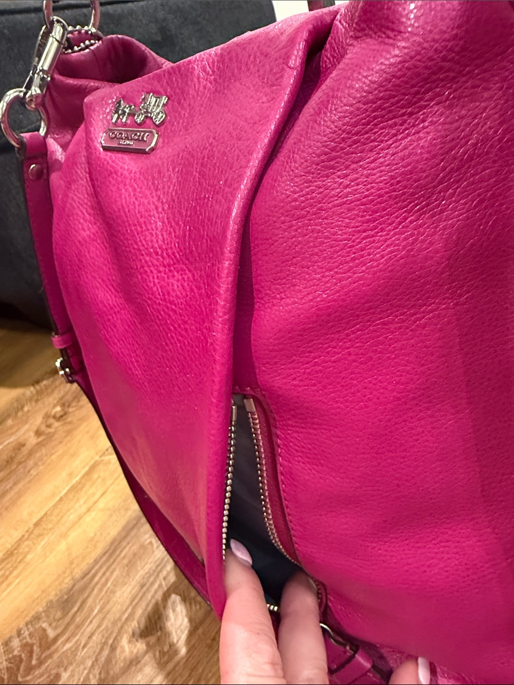 Coach Madison Isabelle Magenta Leather Shoulder/Crossbody Bag (#21224)(EUC) - Picture 10 of 17